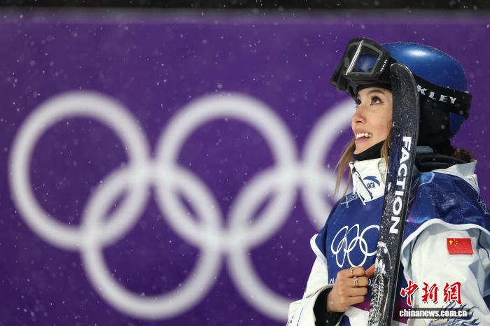 米兰冬奥日十：谷爱凌再获银牌，中国男子冰壶