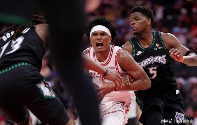 湖人季后赛对阵森林狼与火箭的博弈：詹姆斯状