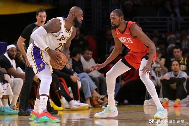 湖人季后赛对阵森林狼与火箭的博弈：詹姆斯状