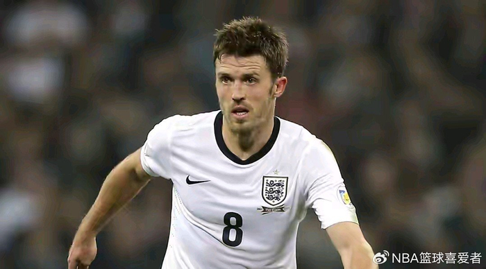 阿诺德落选引争议，英格兰队技术型球员困境再